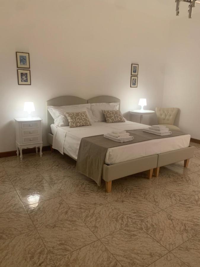 Porta Napoli Rooms 莱切 外观 照片